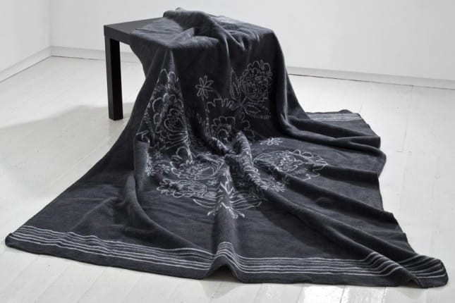 Koc Moca Design 150x200 cm Folklore grey