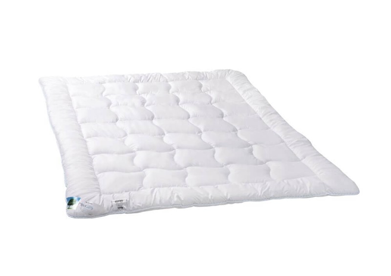 Kołdra antyalergiczna 200x220 Medisens 4 pory roku 1600g + 600g biał-1