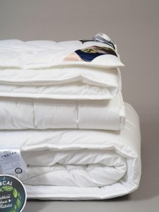 26743Kołdra antyalergiczna 155x200 BioPercal całoroczna 1120g biała delikatny perkal 100% bawełna AMZ-4