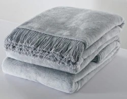 Koc Moca Design Srebrny 150x200 cm – Bawełniano-Akrylowy
