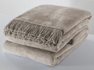 Koc Jasny Beżowy Moca Design 150x200 cm – Miękki i Stylowy