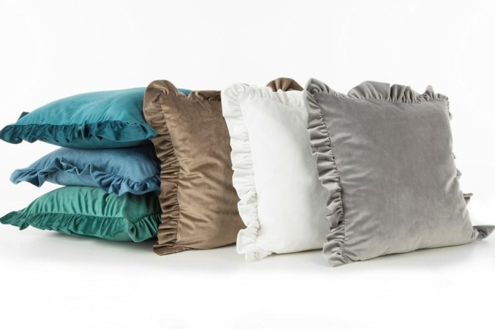 Poszewka dekoracyjna 45x45 falbanka welwetowa Turkusowa Ciemna-2