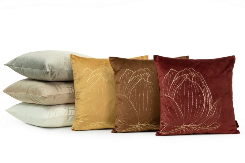 Poszewka dekoracyjna 45x45 Blink 19 Kwiat Lotosu Miętowa Ciemna-2