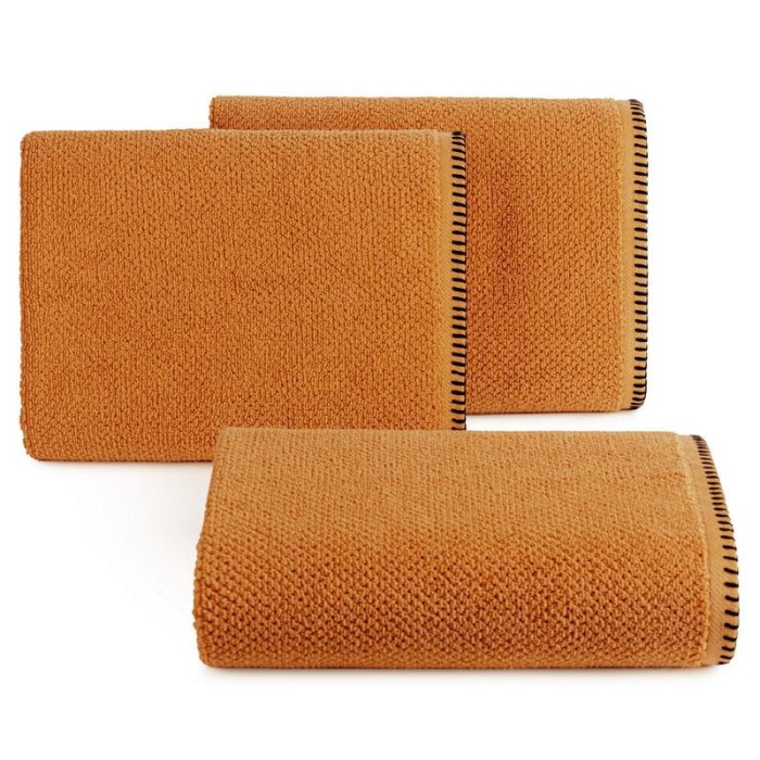 30048Ręcznik 50x90 Mabel ceglasty z kontrastującym obszyciem krawędzi frotte 500 g/m2 Eurofirany-1