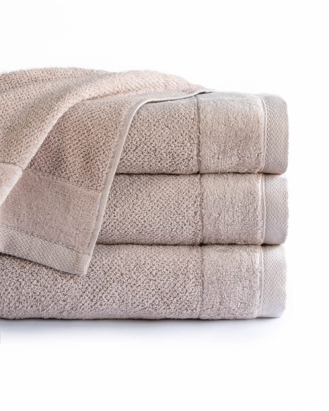 Ręcznik bawełniany Vito 70x140 frotte beżowy 550 g/m2-1