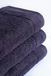 Ręcznik bawełniany Vito 100x150 frotte śliwkowy 550 g/m2-3