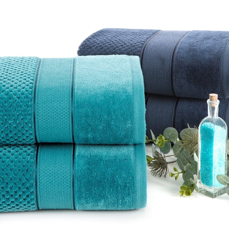 Ręcznik bawełniany 70x140 Jessi srebrny z wytłaczaną krateczką i welurową bordiurą 500g/m2-5