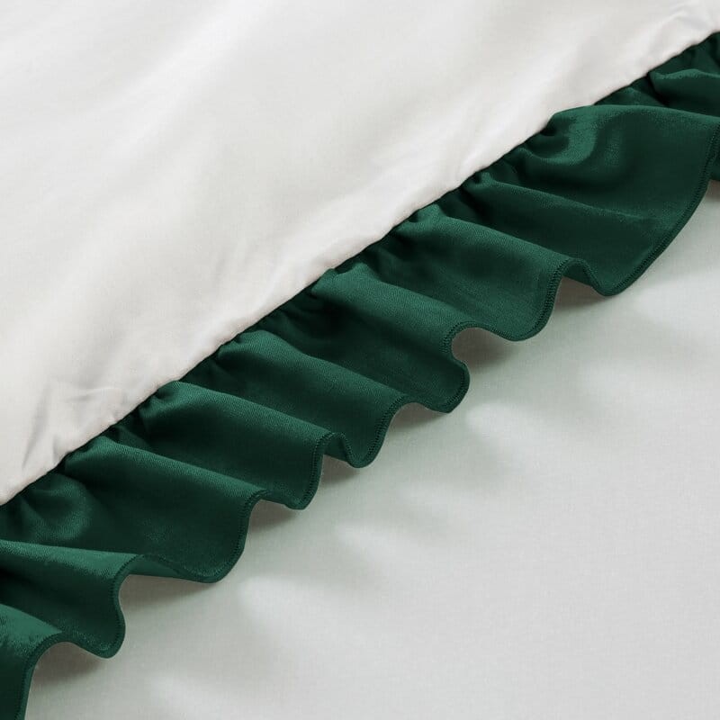 36032Pościel satynowa 160x200 Eliza biała zielona zdobiona falbanką Eurofirany-4