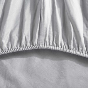 Gumka prześcieradła satynowego 180x200 w kolorze szarym