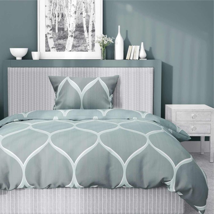 Pościel satynowa 140x200 Home Satin 41 miętowa geometryczna-1