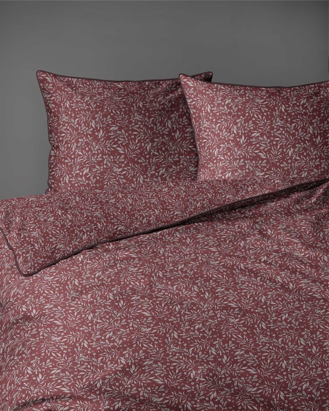 37523Pościel bawełniana bordowa z drobnym roślinnym wzorem – 160x200 cm – Eden – wzór 5588 B-5