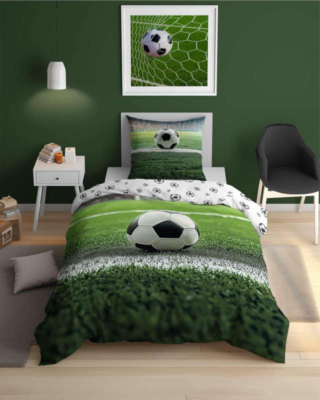37538Pościel bawełniana 140x200 cm z motywem piłki nożnej na boisku – DreamStyle – wzór 5577 A-3