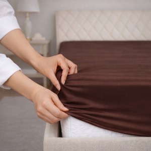 Prześcieradło z gumką 180x200 Brązowe-3