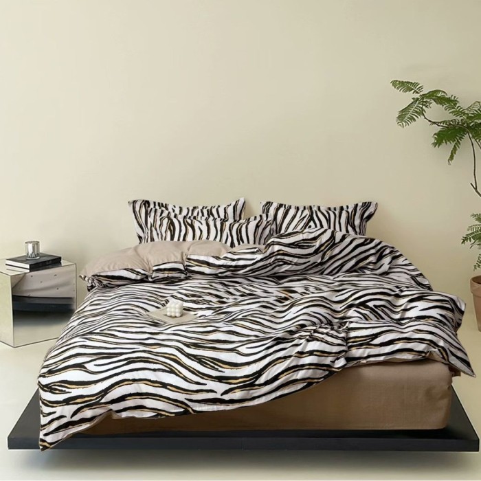 Pościel Dwustronna z Mikrofibry 200x220 Elena 586 z Prześcieradłem 4 el.