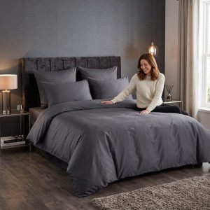 Elegancka Pościel Bawełniana 200x220 3 el. Dark Graphite Aranżacja w Sypialni
