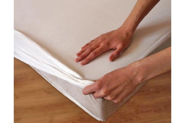 Prześcieradło ochronne z gumką białe 90x200